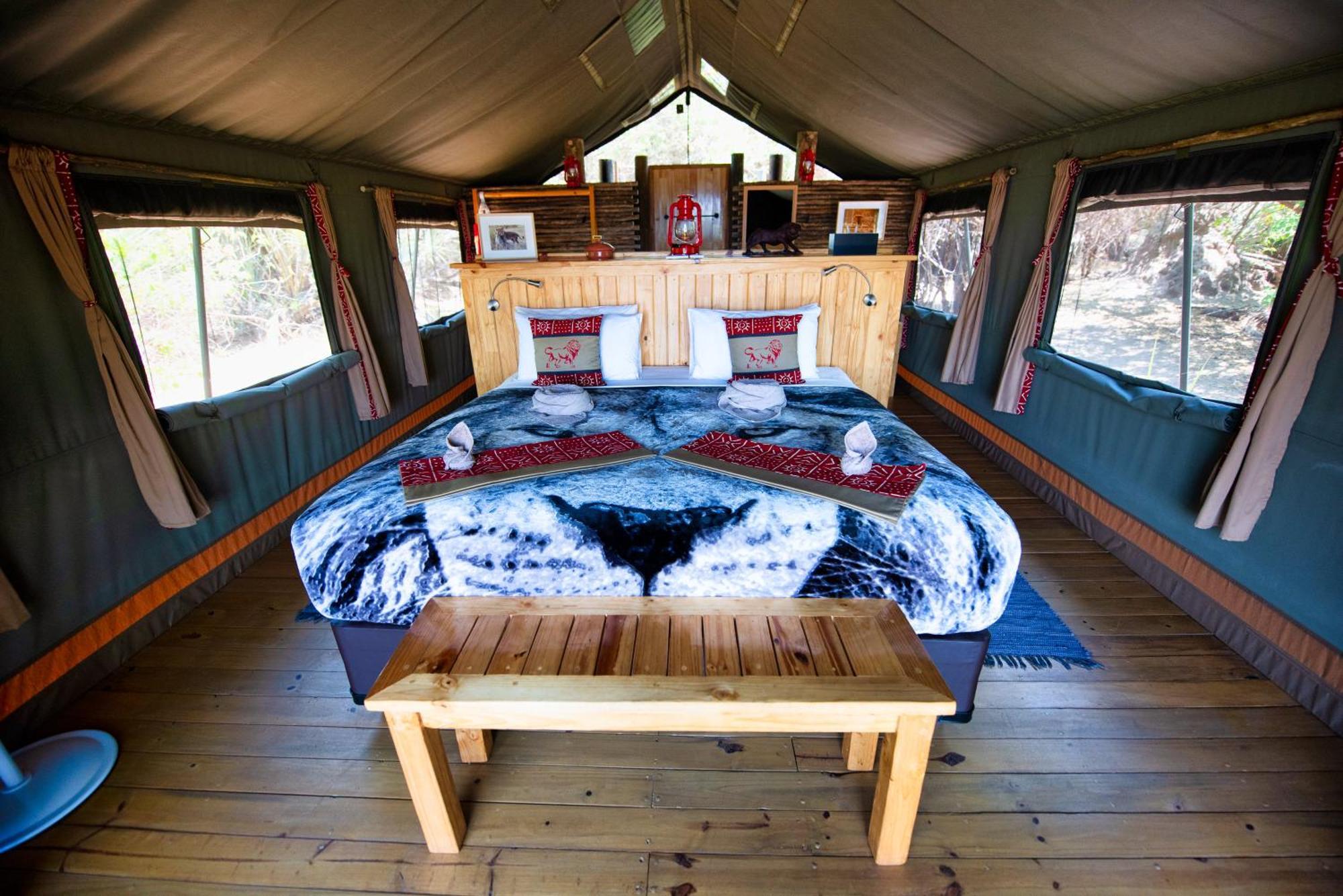 Semowi Lodge And Campsites Mirapene Room photo